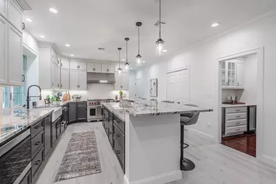 261 East St, Foxboro, MA 02035 - Photo 9