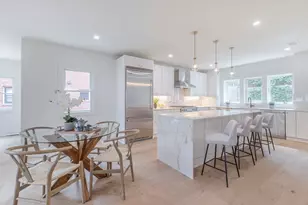 84 Winthrop Rd, Brookline, MA 02445 - Photo 11