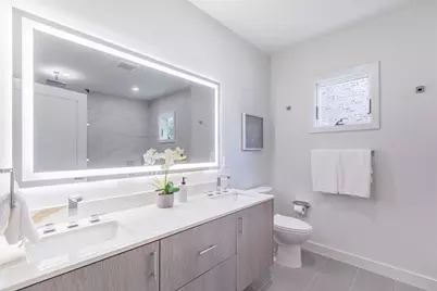 84 Winthrop Rd, Brookline, MA 02445 - Photo 25