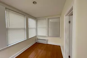 22 Walnut Pl, Newton, MA 02460 - Photo 7