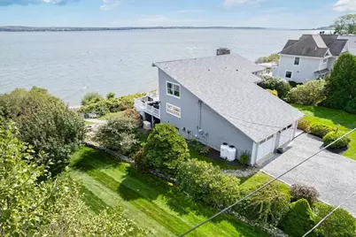 90 Macomber Lane, Portsmouth, RI 02871 - Photo 7