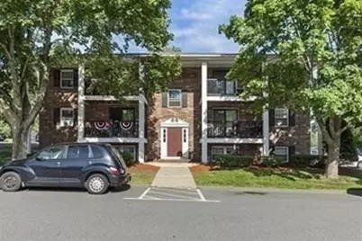 9 Walker Rd #4, North Andover, MA 01845 - Photo 3