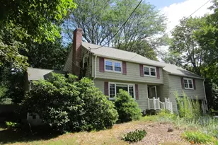 16 Munroe Ave, Reading, MA 01867 - Photo 1