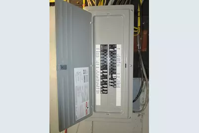 16 Munroe Ave, Reading, MA 01867 - Photo 37