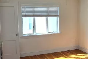 124 Bowdoin St, Medford, MA 02155 - Photo 9