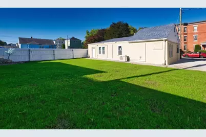 340 Vale St, Fall River, MA 02724 - Photo 25