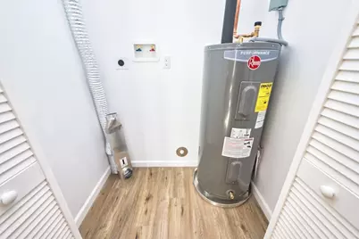 340 Vale St, Fall River, MA 02724 - Photo 23