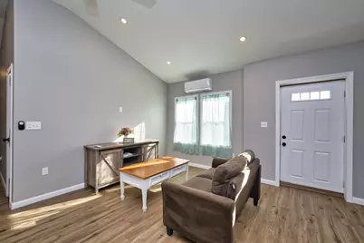 340 Vale St, Fall River, MA 02724 - Photo 7