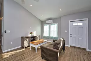 340 Vale St, Fall River, MA 02724 - Photo 7