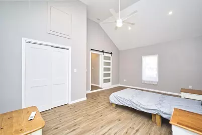 340 Vale St, Fall River, MA 02724 - Photo 15