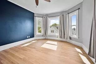 43 Robinson St, Boston, MA 02122 - Photo 19