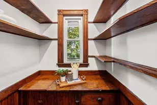 7 Bailey St, Boston, MA 02124 - Photo 17