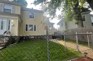 13 Whitman St, Boston, MA 02124 - Photo 3