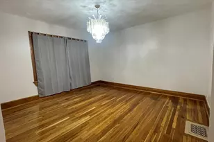 13 Whitman St, Boston, MA 02124 - Photo 5