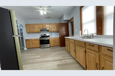 13 Whitman St #B, Boston, MA 02124 - Photo 17