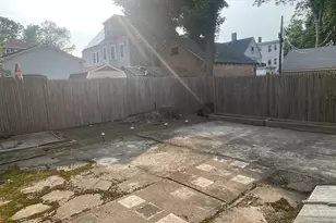 13 Whitman St, Boston, MA 02124 - Photo 25