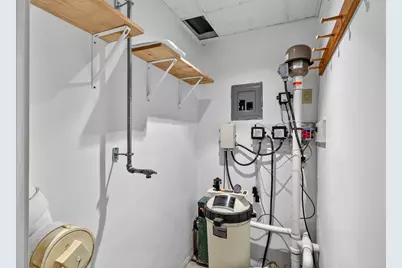 84 East Broadway, Derry, NH 03038 - Photo 39