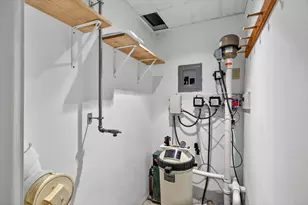 84 E Broadway, Derry, NH 03038 - Photo 39