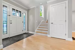 56 Summer St, Manchester by the Sea, MA 01944 - Photo 5