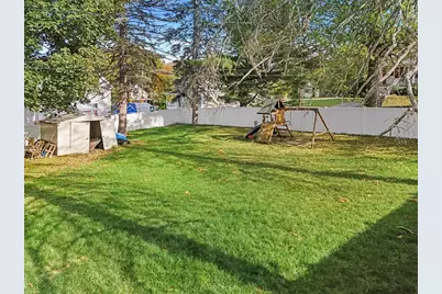 20 Pleasantview Ave, Fitchburg, MA 01420 - Photo 7