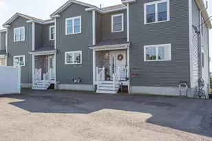 579 Summit St, Fall River, MA 02724 - Photo 29