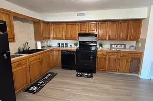 120 15th St, Fall River, MA 02723 - Photo 35