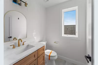 595 Broadway #202, Somerville, MA 02145 - Photo 11