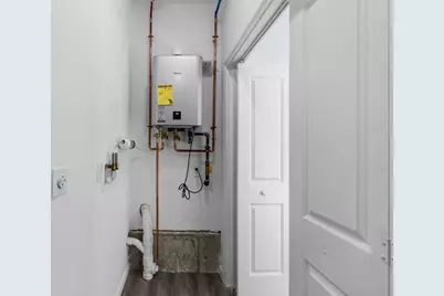 206 Durfee St. #1A, Fall River, MA 02720 - Photo 7