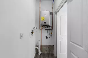 206 Durfee St, Fall River, MA 02720 - Photo 7