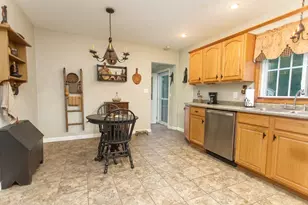 245R Laurel St, East Bridgewater, MA 02333 - Photo 13