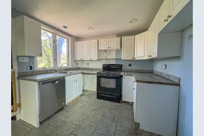 132 Kilbourn Rd, Lancaster, MA 01523 - Photo 5