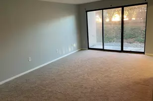 14 Shrewsbury Green Dr, Shrewsbury, MA 01545 - Photo 3