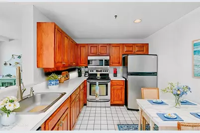 350 Revere Beach Blvd #8K, Revere, MA 02151 - Photo 7