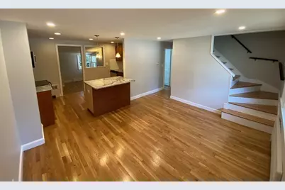 25 Neillian Street #25, Bedford, MA 01730 - Photo 3