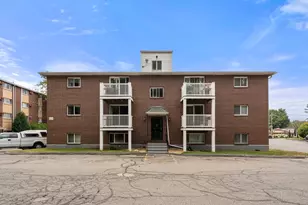 596 Boston Post Rd E, Marlborough, MA 01752 - Photo 7