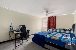 688 Boston Post Rd E, Marlborough, MA 01752 - Photo 9