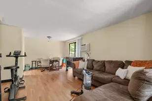 688 Boston Post Rd E, Marlborough, MA 01752 - Photo 3