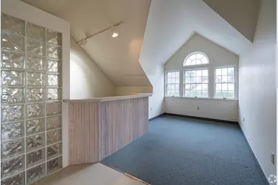 109 Colon St, Beverly, MA 01915 - Photo 9