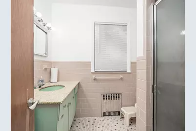 68 Apthorp, Quincy, MA 02170 - Photo 15