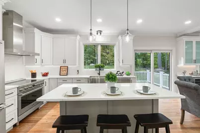 458 Lake St, Haverhill, MA 01832 - Photo 13