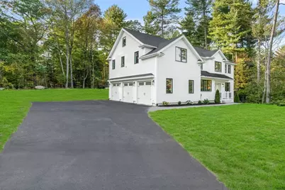 458 Lake St, Haverhill, MA 01832 - Photo 3