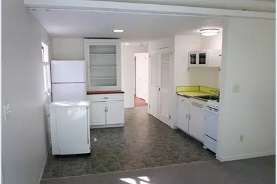 583 Gay St #A, Westwood, MA 02090 - Photo 5