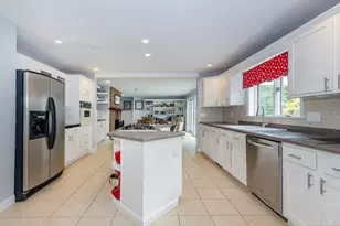 9 Hitching Post Rd, Mattapoisett, MA 02739 - Photo 11