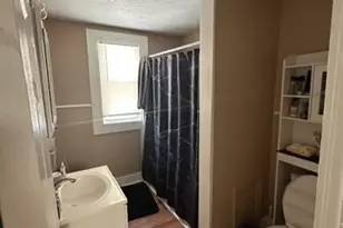 36-38 Greenacre Square, Springfield, MA 01105 - Photo 5