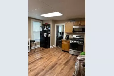 36-38 Greenacre Sq #3, Springfield, MA 01105 - Photo 3
