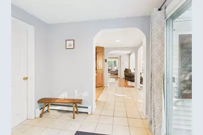 318 South St, Hanson, MA 02341 - Photo 5