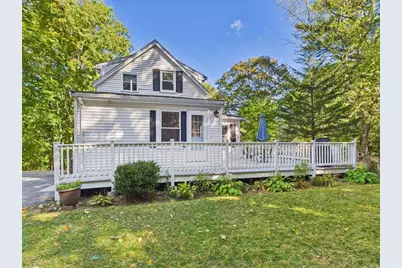 318 South St, Hanson, MA 02341 - Photo 3