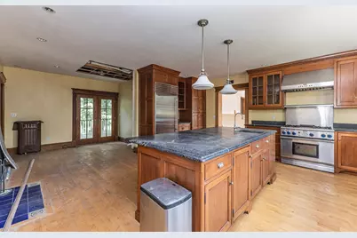 29 Gorham St, Chelmsford, MA 01824 - Photo 11