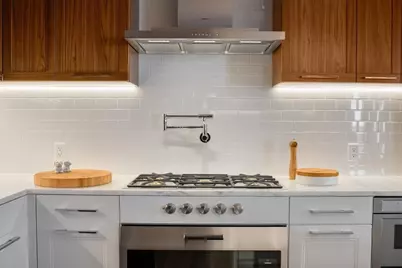 300 Pier 4 Blvd #PHM, Boston, MA 02210 - Photo 5