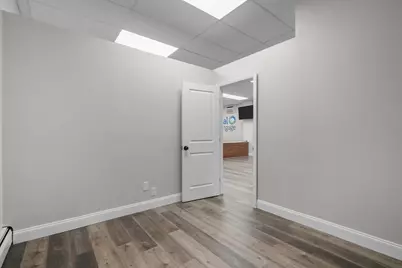 337 Columbia St, Fall River, MA 02721 - Photo 9